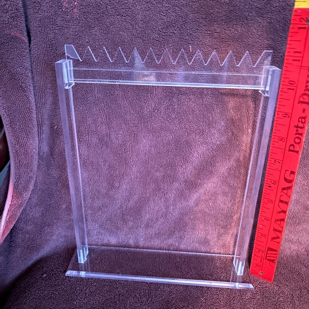 Clear Acrylic Jewelry Display Stand